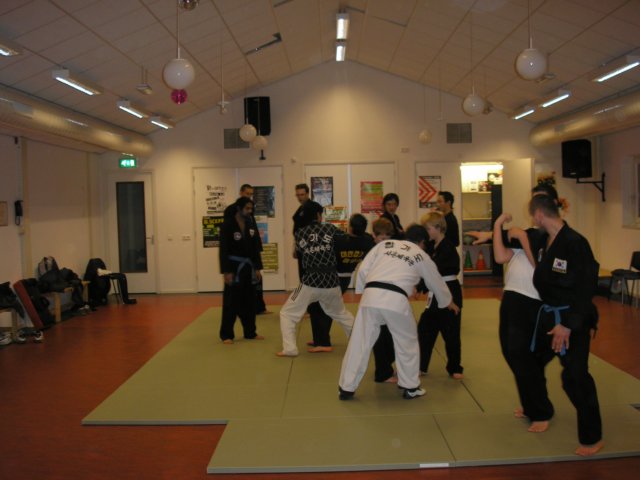tweehandenvast4.jpg